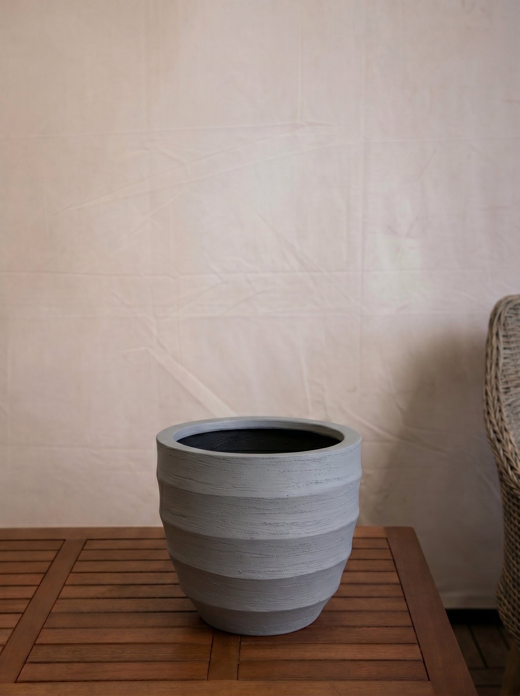 Bordo New Egg Pot | Premium Planter, Dia. 36–80 cm - Acacia Garden Center