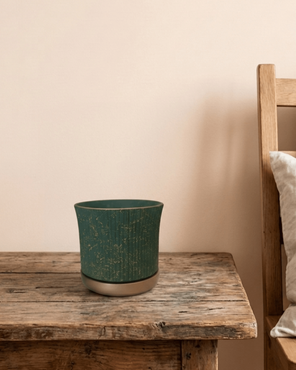 Ceramic Pot YAS220 With Saucer - Green - Acacia Garden Center