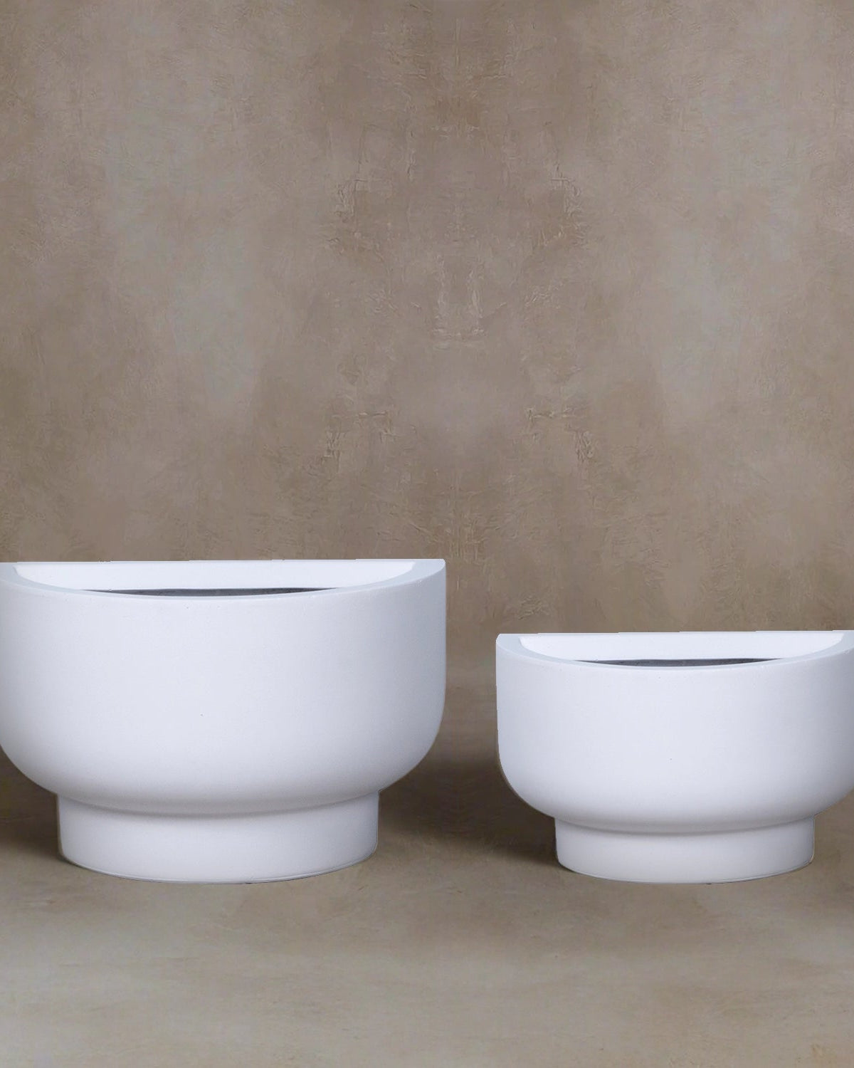 Fiberclay Pot DW234723 | White - Acacia Garden Center