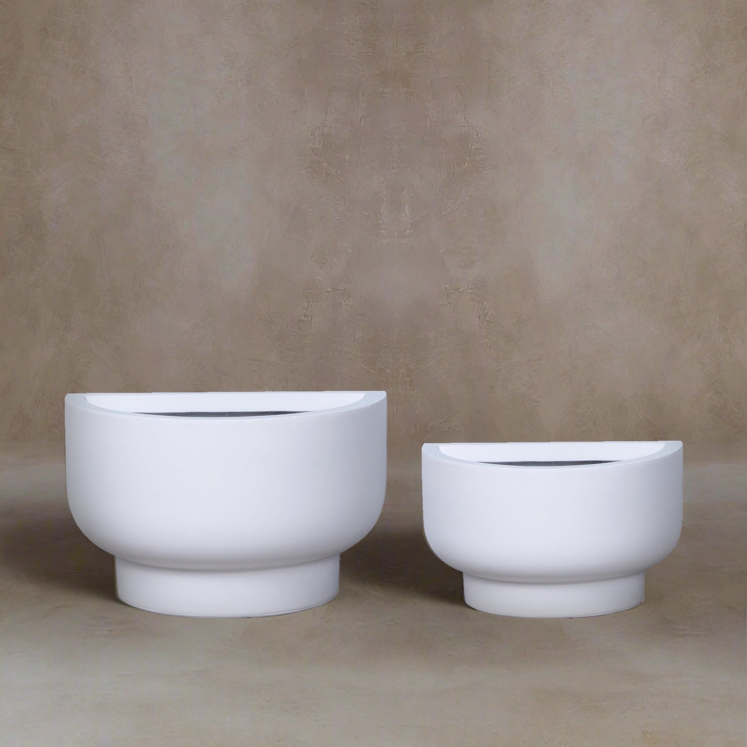 Fiberclay Pot DW234723 | White - Acacia Garden Center