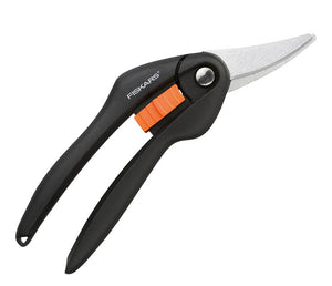 Fiskars Entry Level Snip Pruner - Acacia Garden Center