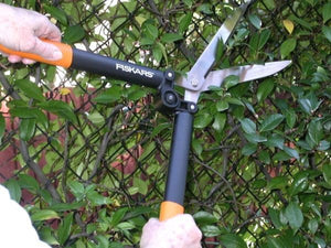 Fiskars Power Lever Hedge Shear - (114750) - Acacia Garden Center