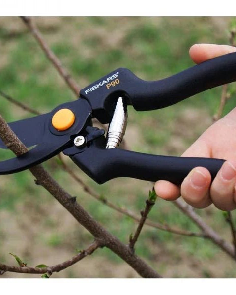 Garden Pro Pruner - (111960) - Acacia Garden Center