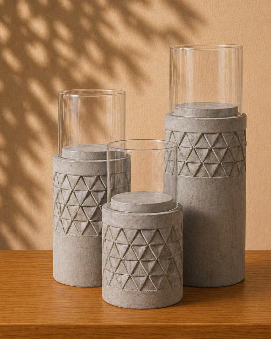 Gorgona Hurricane Lantern (Degrea Terracotta) | Antique Grey, Dia. 36–57 cm - Acacia Garden Center