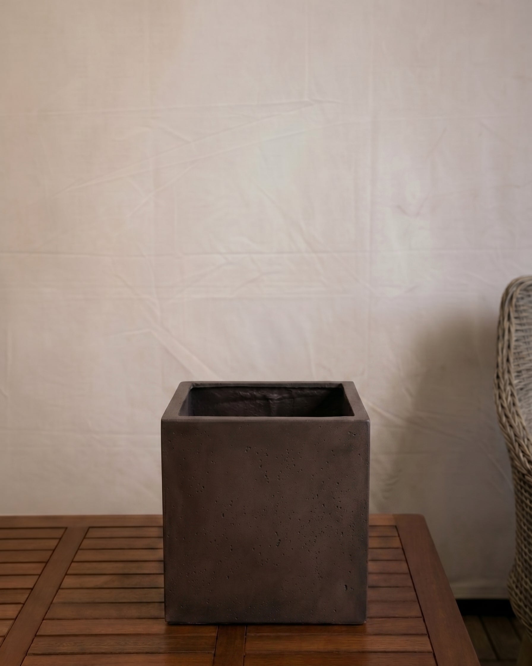 Grigio Cube Planter | Square Pot - Acacia Garden Center