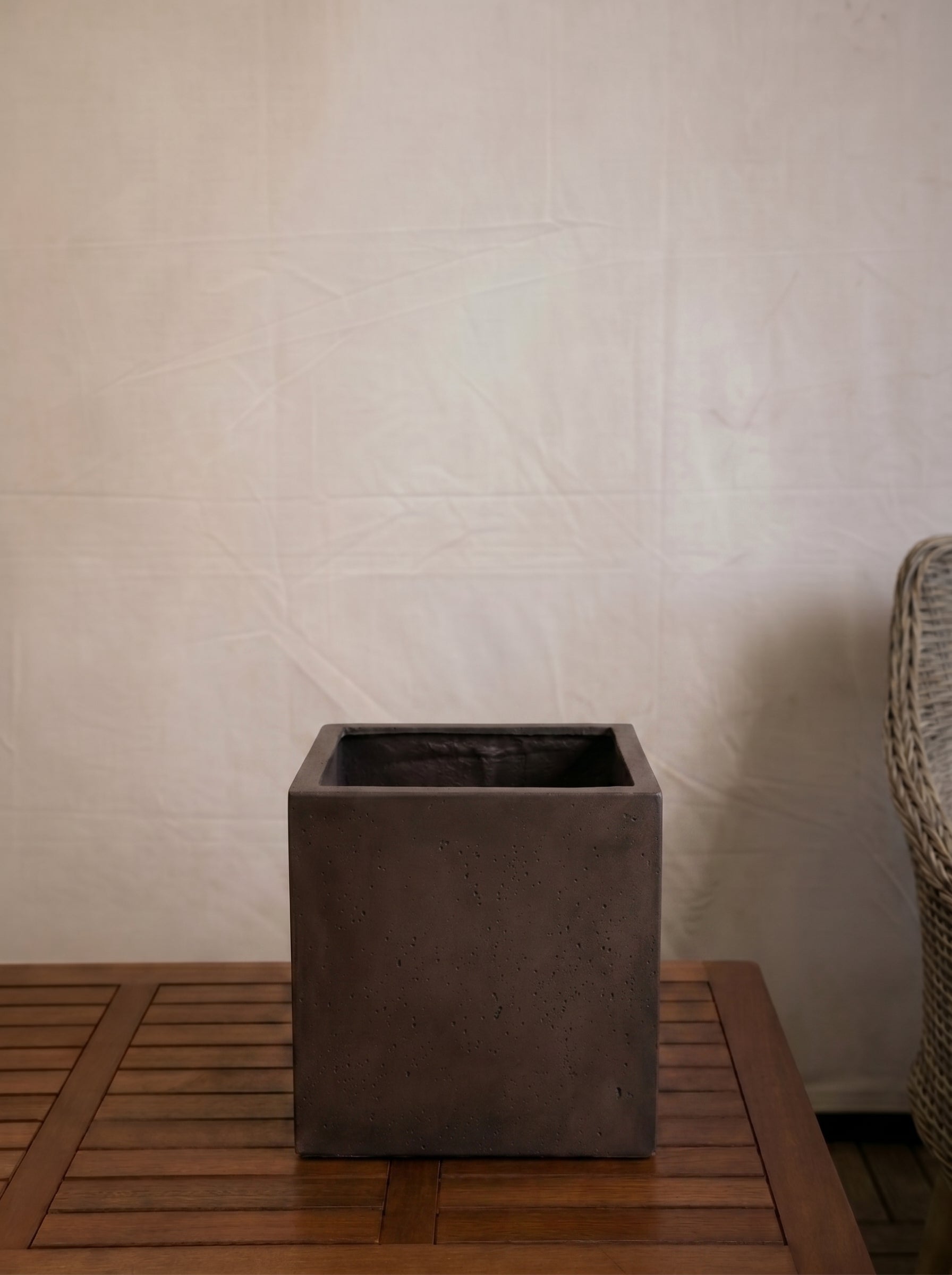 Grigio Cube Planter | Square Pot - Acacia Garden Center