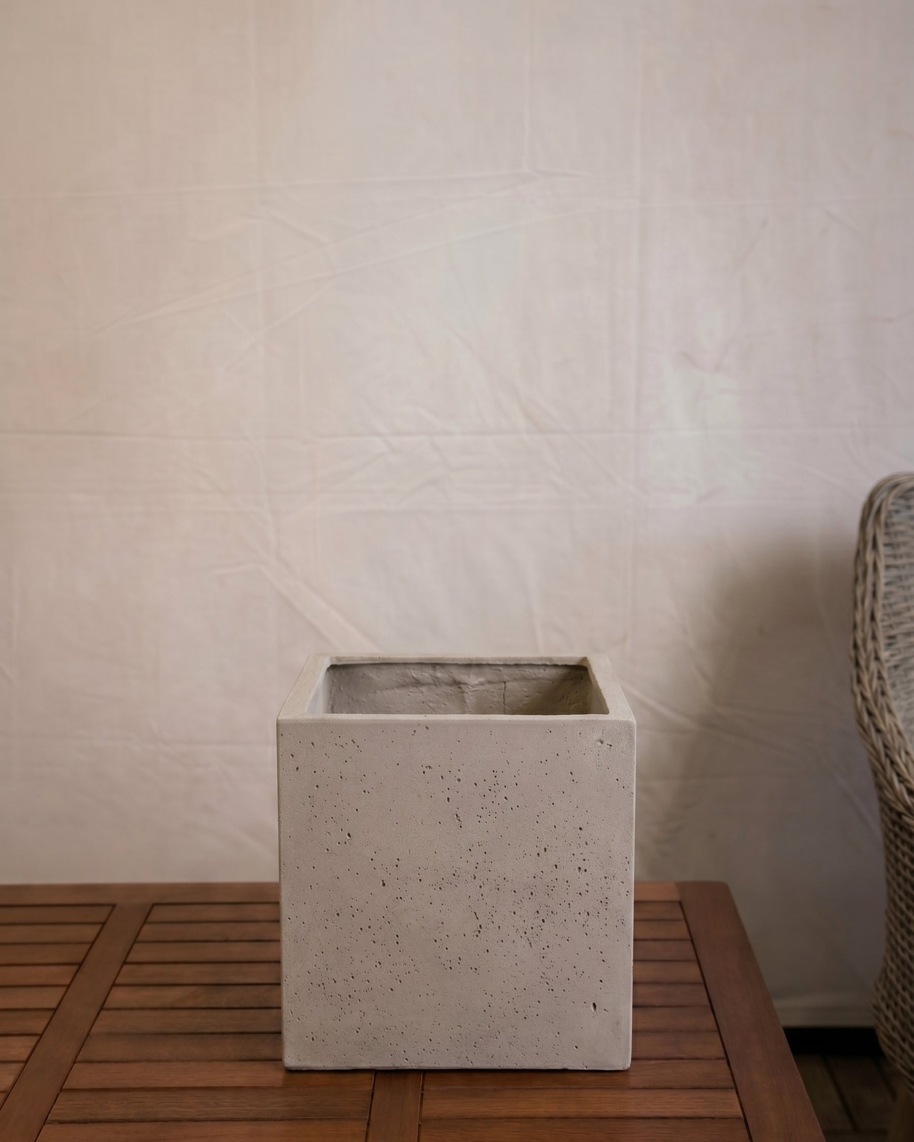 Grigio Cube Planter | Square Pot - Acacia Garden Center