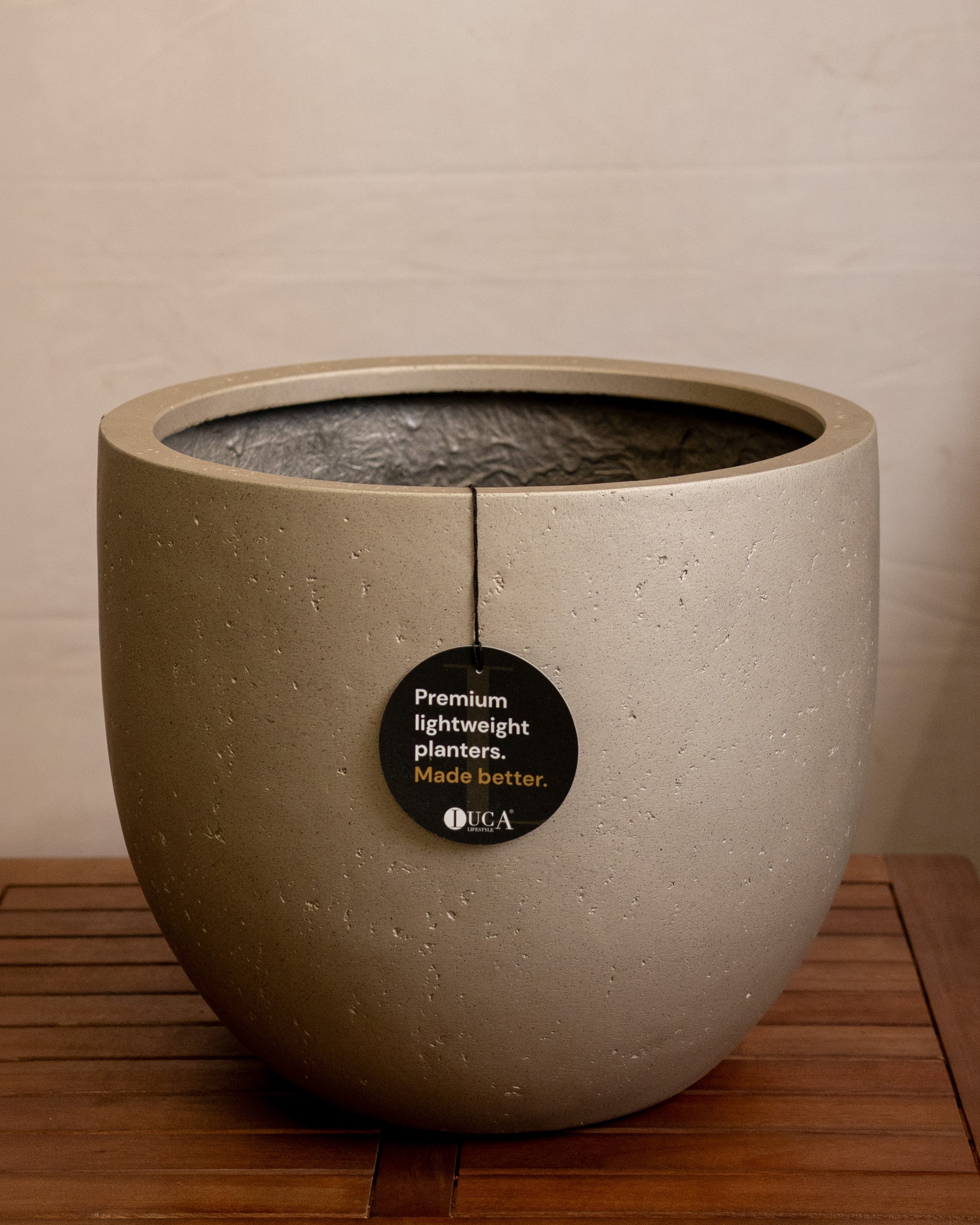 Grigio Metallic New Egg Pot | Champagne Planter, Dia. 36–55 cm - Acacia Garden Center