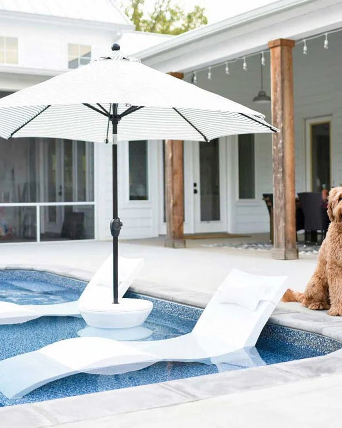 Ledge Lounger Signature Chaise - Acacia Garden Center