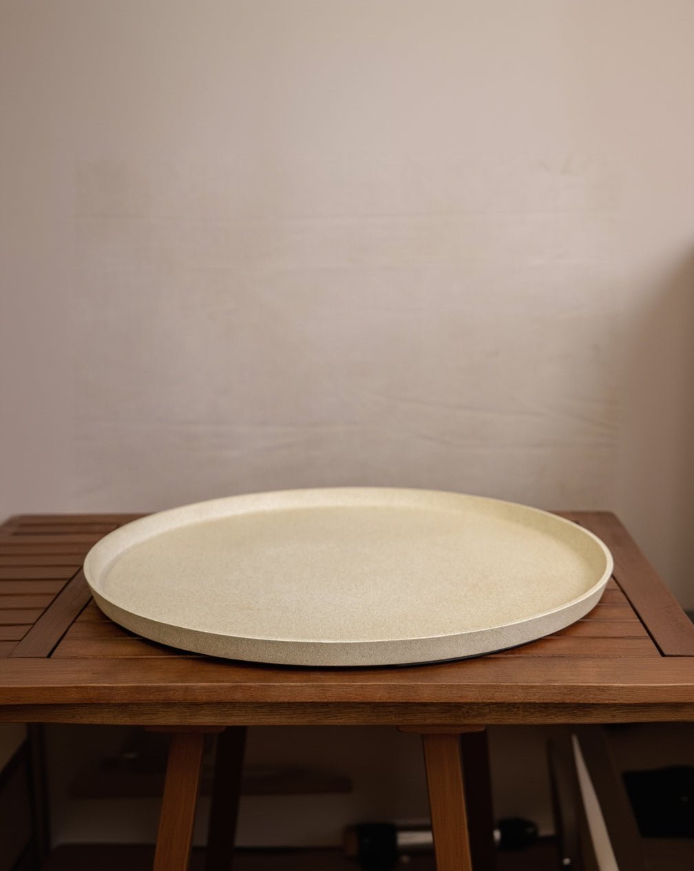 Low Balloon Saucer | Antique White, Round, Dia. 25–98 cm - Acacia Garden Center