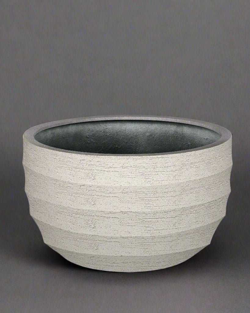 Luca Lifestyle - Bordo New Egg Pot Low - Acacia Garden Center