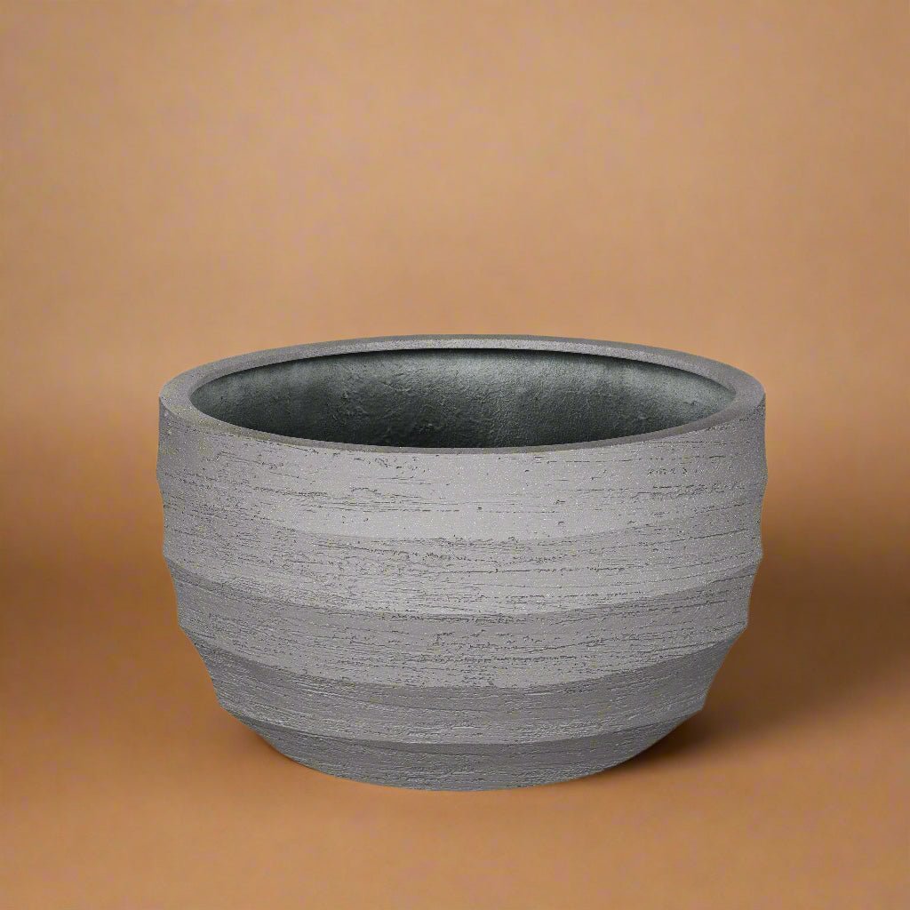 Luca Lifestyle - Bordo New Egg Pot Low - Acacia Garden Center