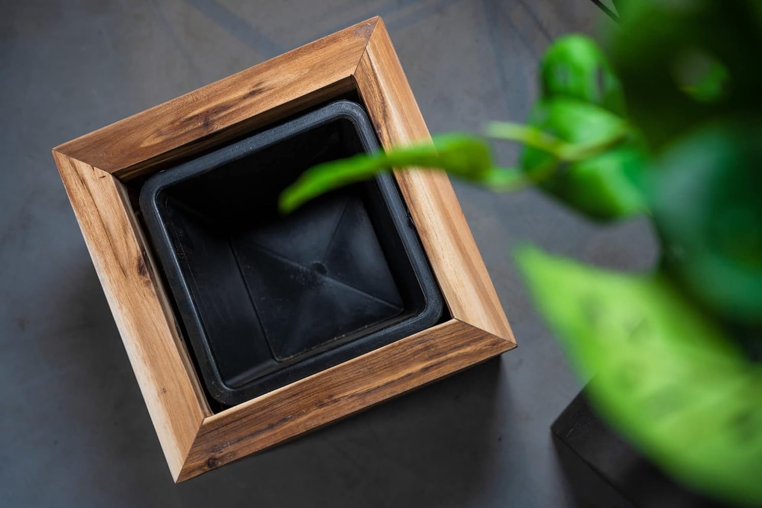 Wooden Luca Lifestyle Marrone Orizzontale Cube - Acacia Garden Center