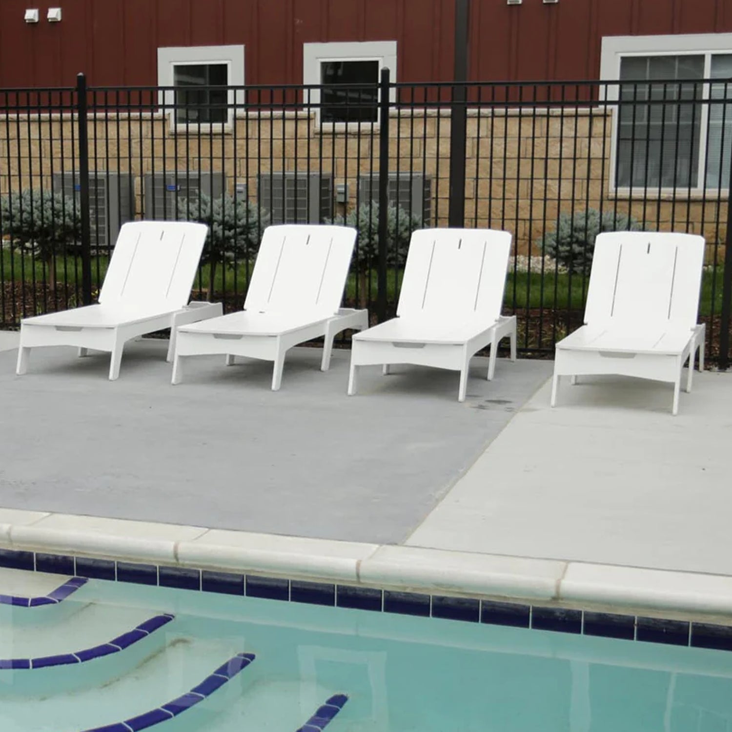 Mainstay Chaise Without Cushion - Acacia Garden Center