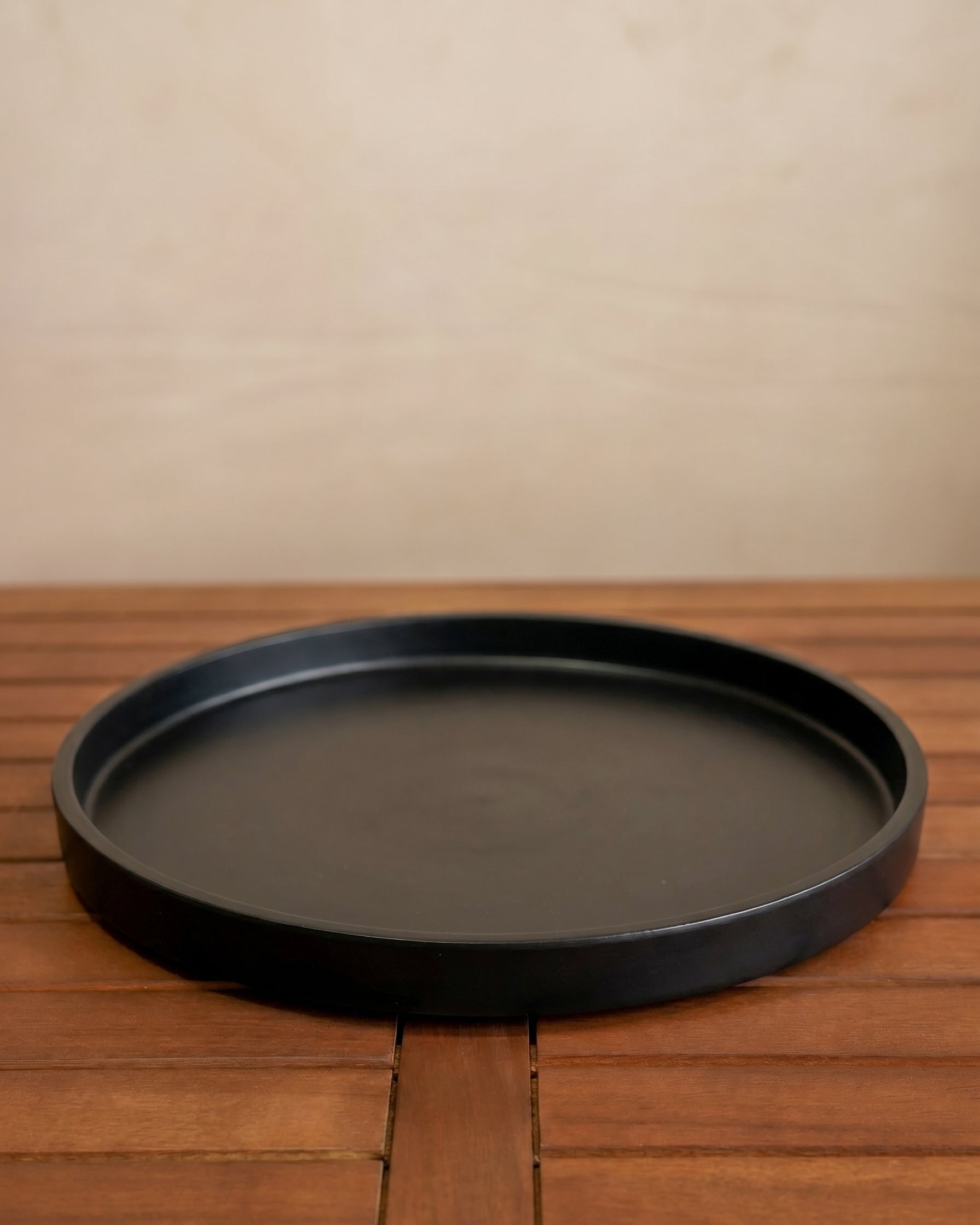 New Egg Pot Saucer | Anthracite, Round, Dia. 28–58 cm - Acacia Garden Center