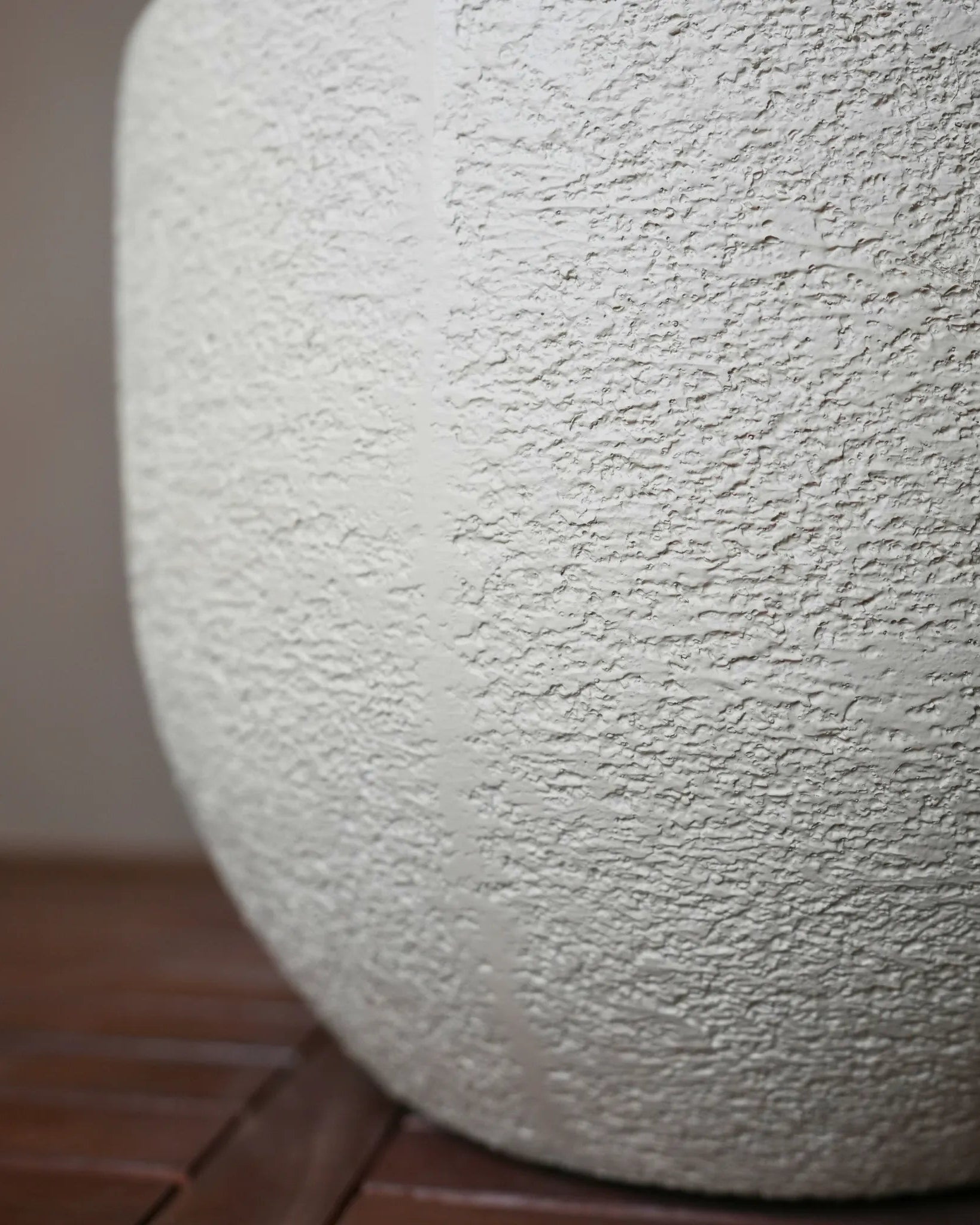 Struttura New Egg Pot | Classic Egg Shape, Dia. 36–65 cm - Acacia Garden Center