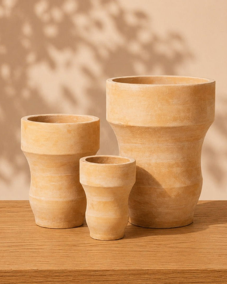 Terracotta Charleston Round Pot (Degrea) | Classic Tapered Planter, Dia. 19–40 cm - Acacia Garden Center
