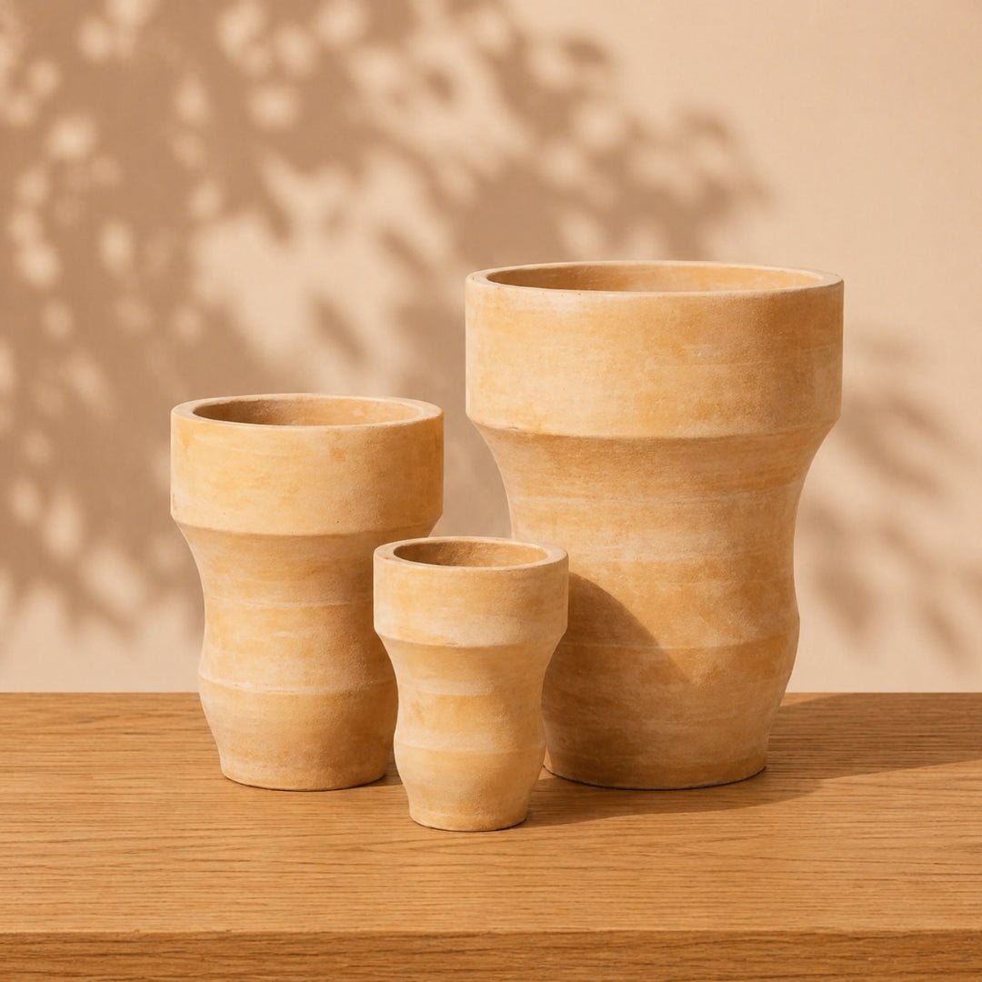 Terracotta Charleston Round Pot (Degrea) | Classic Tapered Planter, Dia. 19–40 cm - Acacia Garden Center