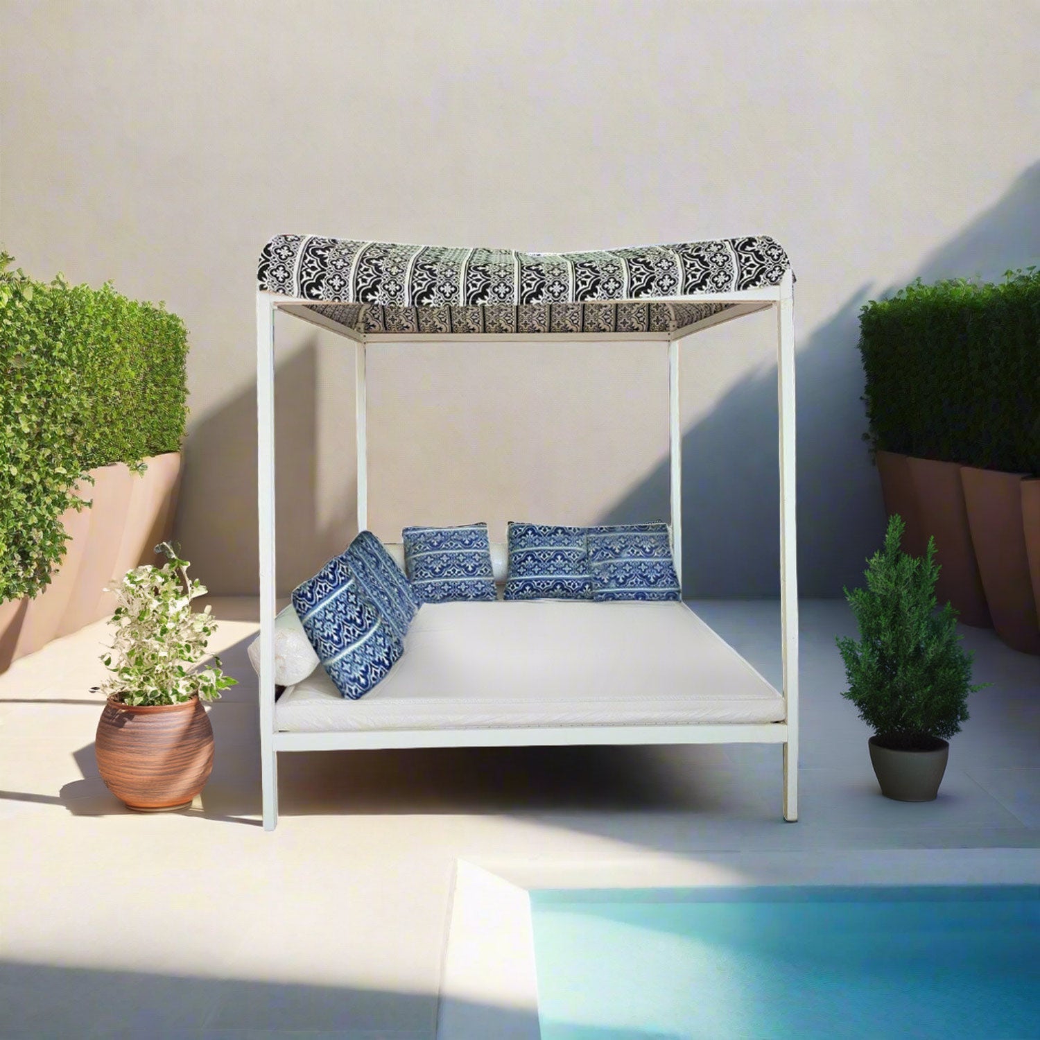 Tierra Outdoor Daybed | 200 x 200 x 230 cm - Acacia Garden Center