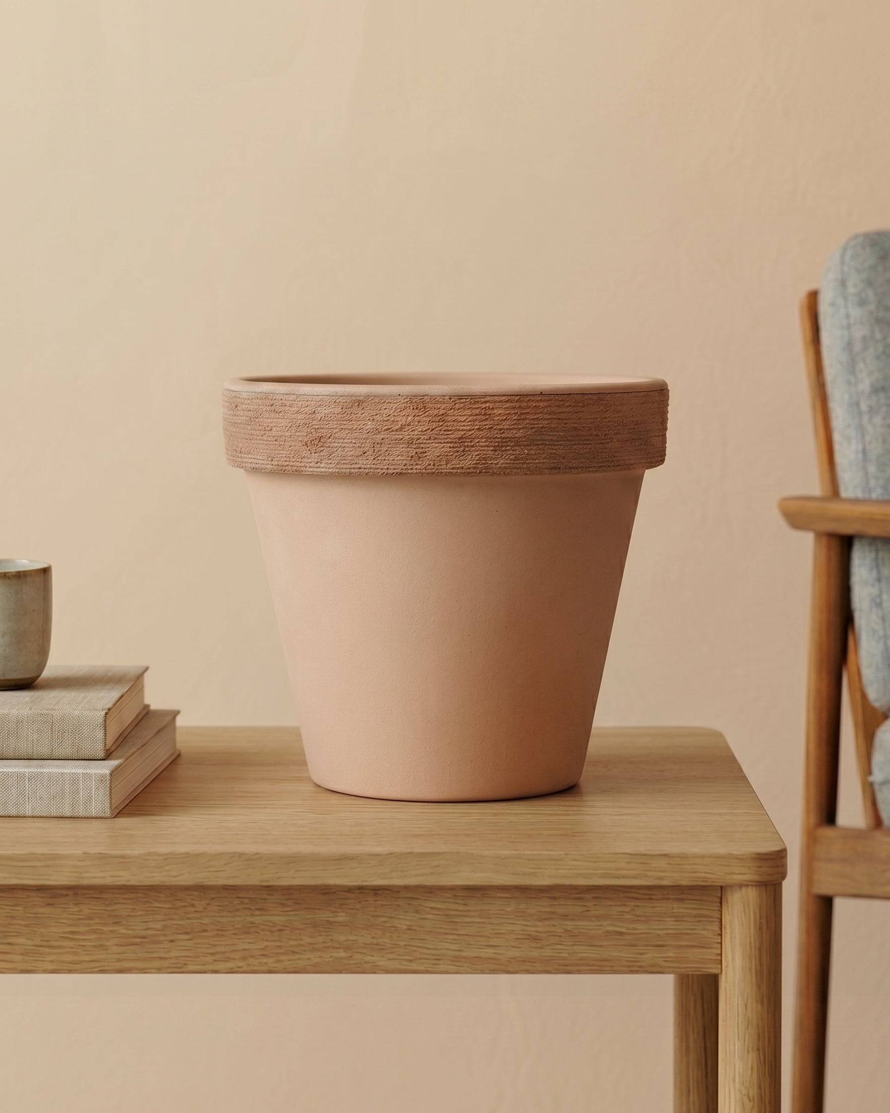 Vaso Graffiato, Scratched Standard Pot - Acacia Garden Center