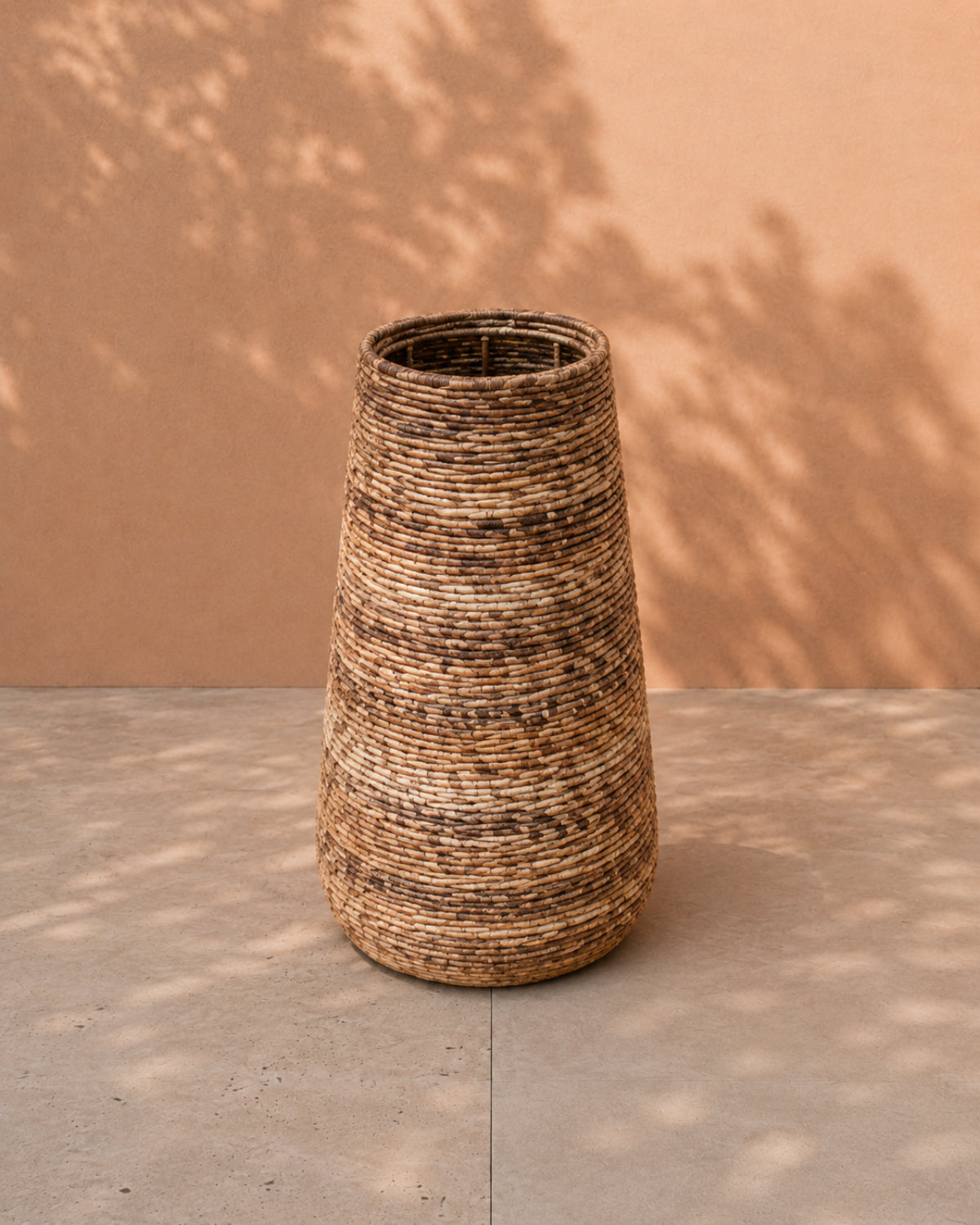 Van der Leeden Vase Abaca 305373 35x55cm, Natural - Acacia Garden Center