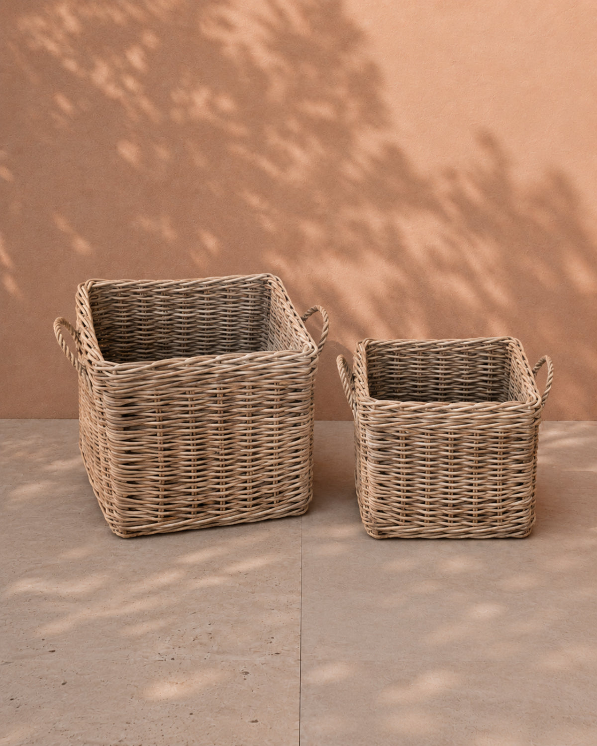 Van der Leeden Log Basket Rattan with Wheels 901402A 40x42cm, Grey - Acacia Garden Center