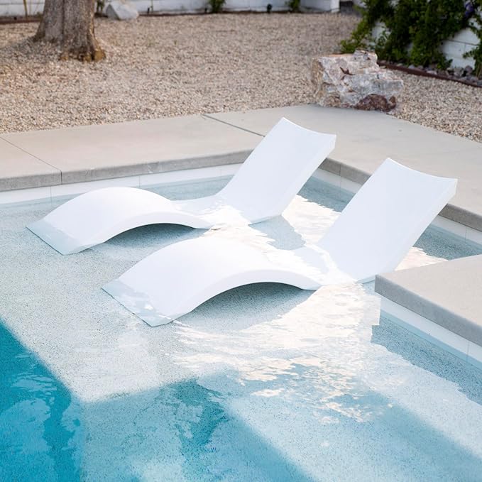 Ledge Lounger Signature Chaise 0-9" Water Depth, White