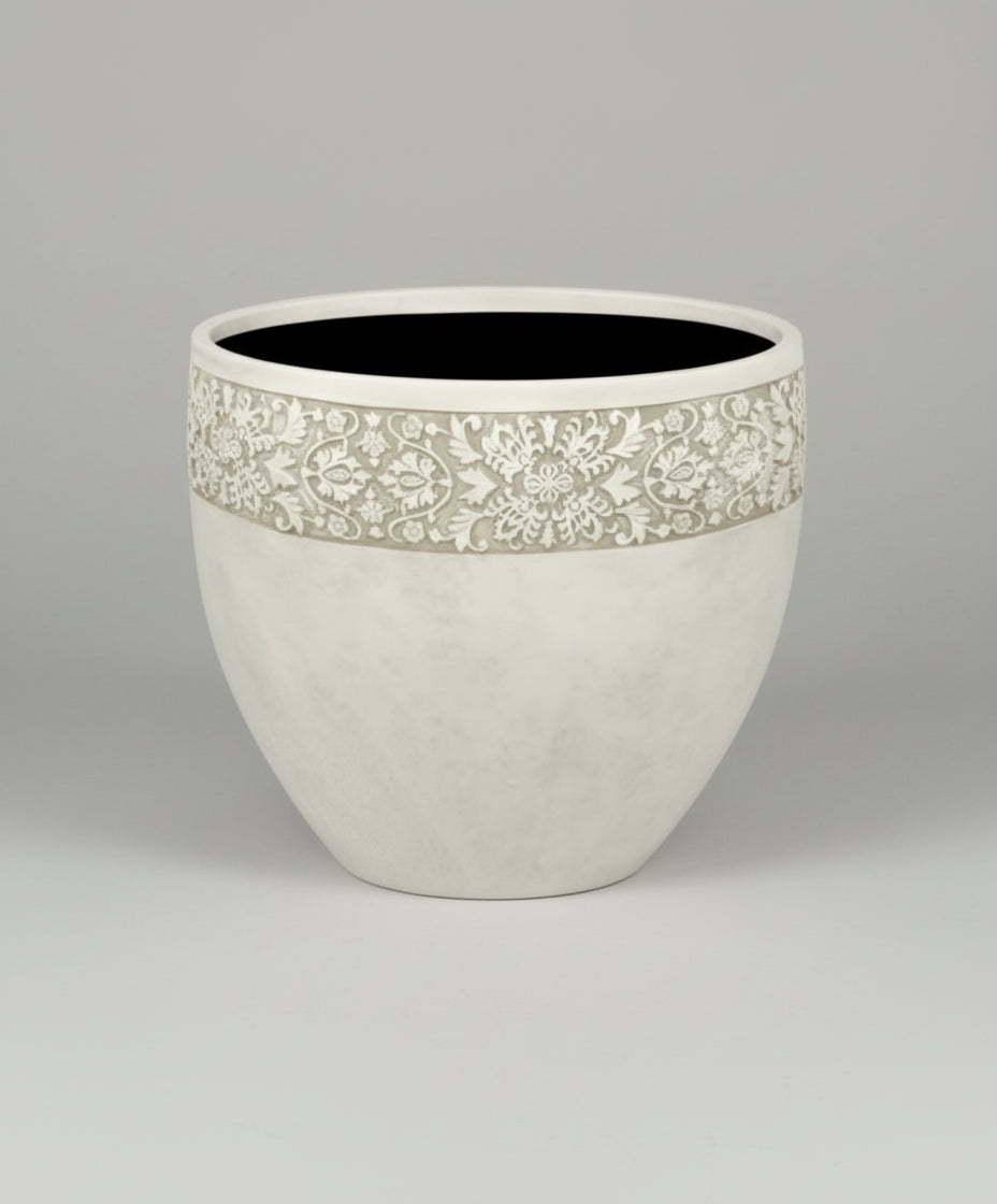 وعاء زراعة كلاسيكي من كابي أوروبا بحافة دائرية مزخرفة