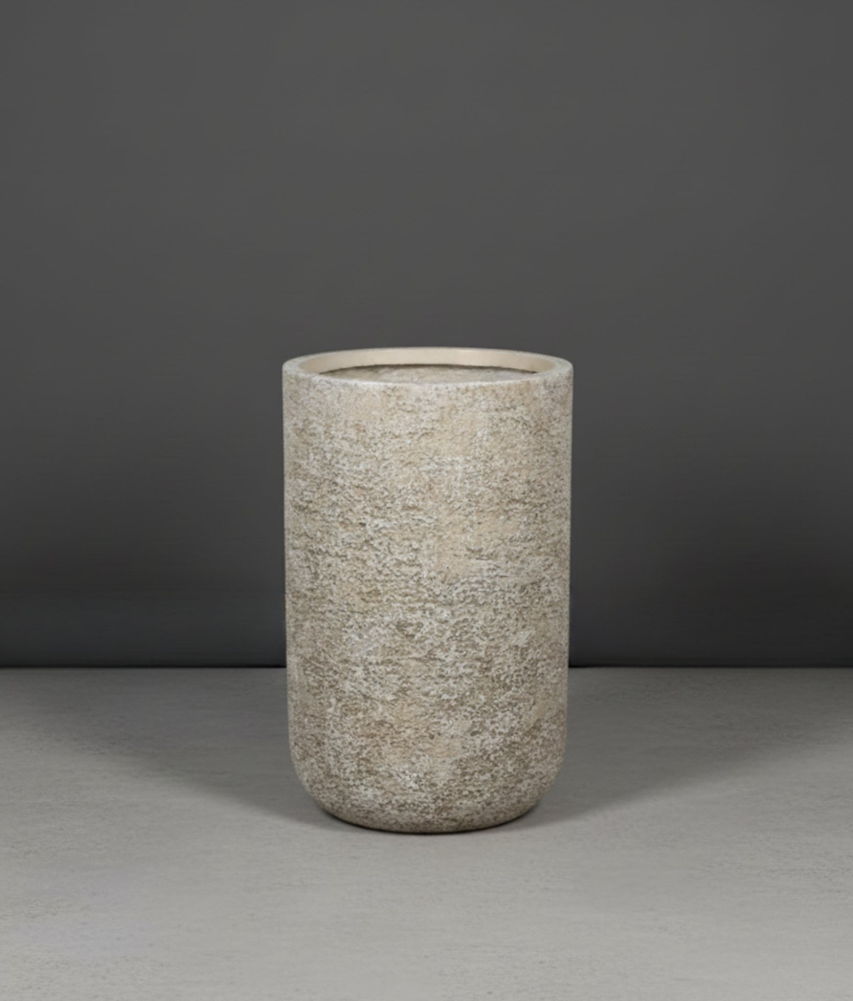 Fiberclay Logan Round Pillar