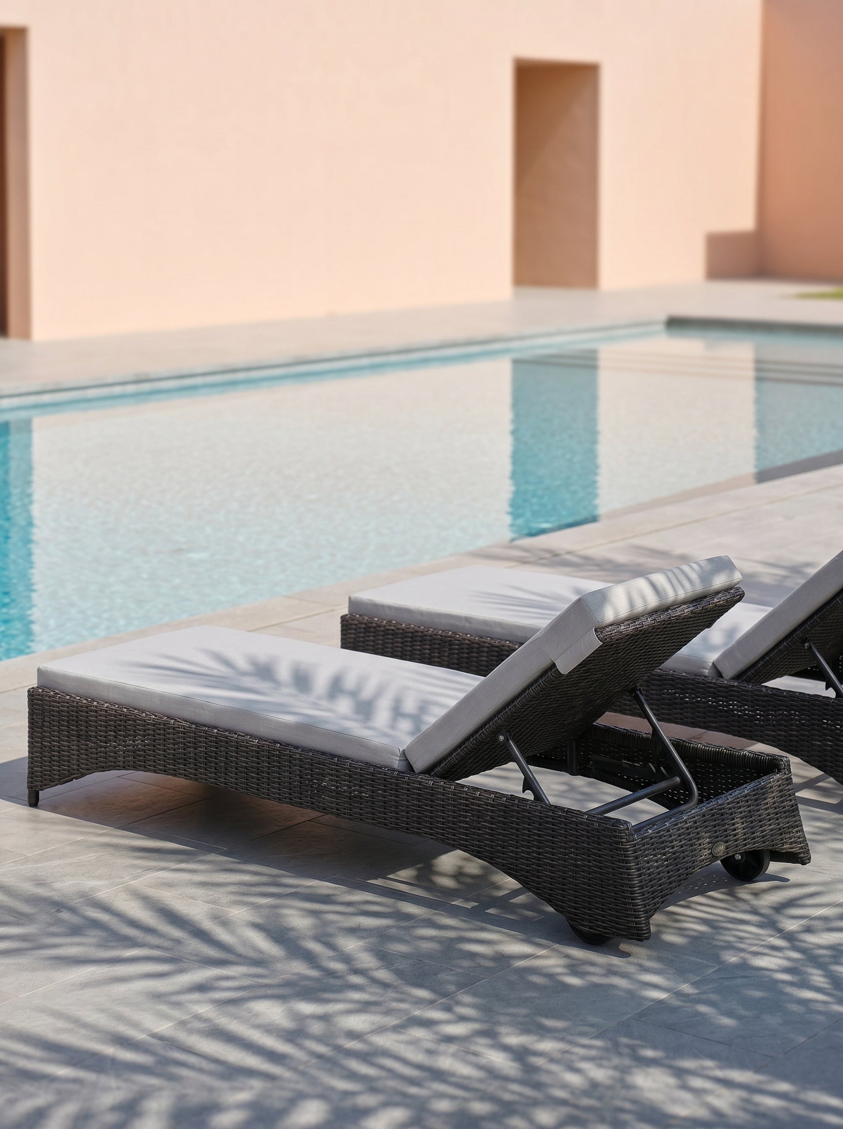 Adjustable Sun Lounger (ATC) | Reclining Wicker Sunbed