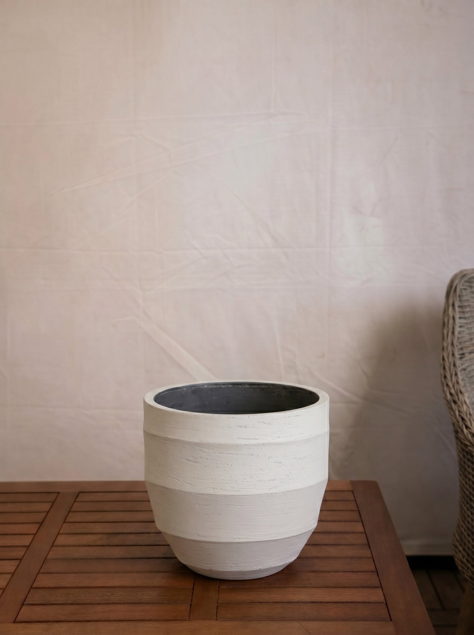 Bordo New Egg Pot | Premium Planter, Dia. 36–80 cm - Acacia Garden Center