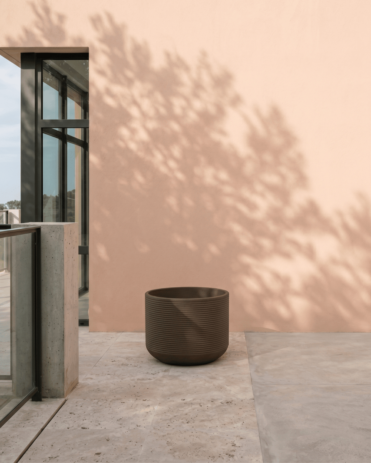 Brixon | Mix Colors Pot - Lightweight, Heat - Tolerant - Acacia Garden Center
