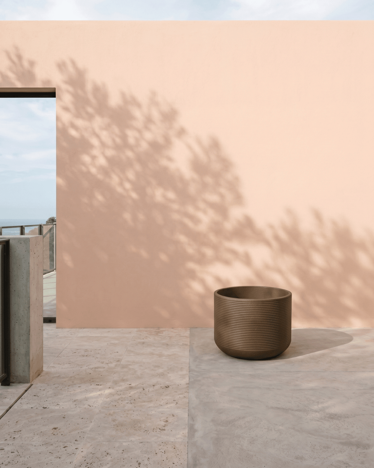 Brixon | Mix Colors Pot - Lightweight, Heat - Tolerant - Acacia Garden Center