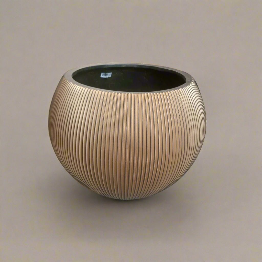 Capi Europe Vase Ball Groove GVGB 271 Black Gold - Acacia Garden Center