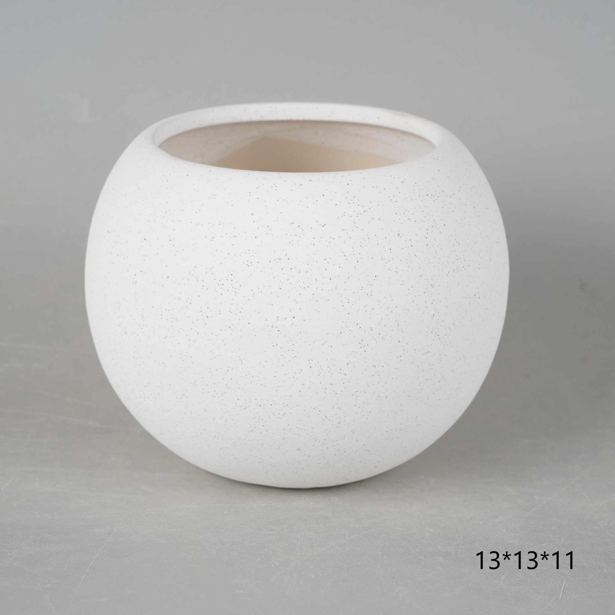 Ceramic Pot Sand Glaze | White with dots (YAH007) - Acacia Garden Center