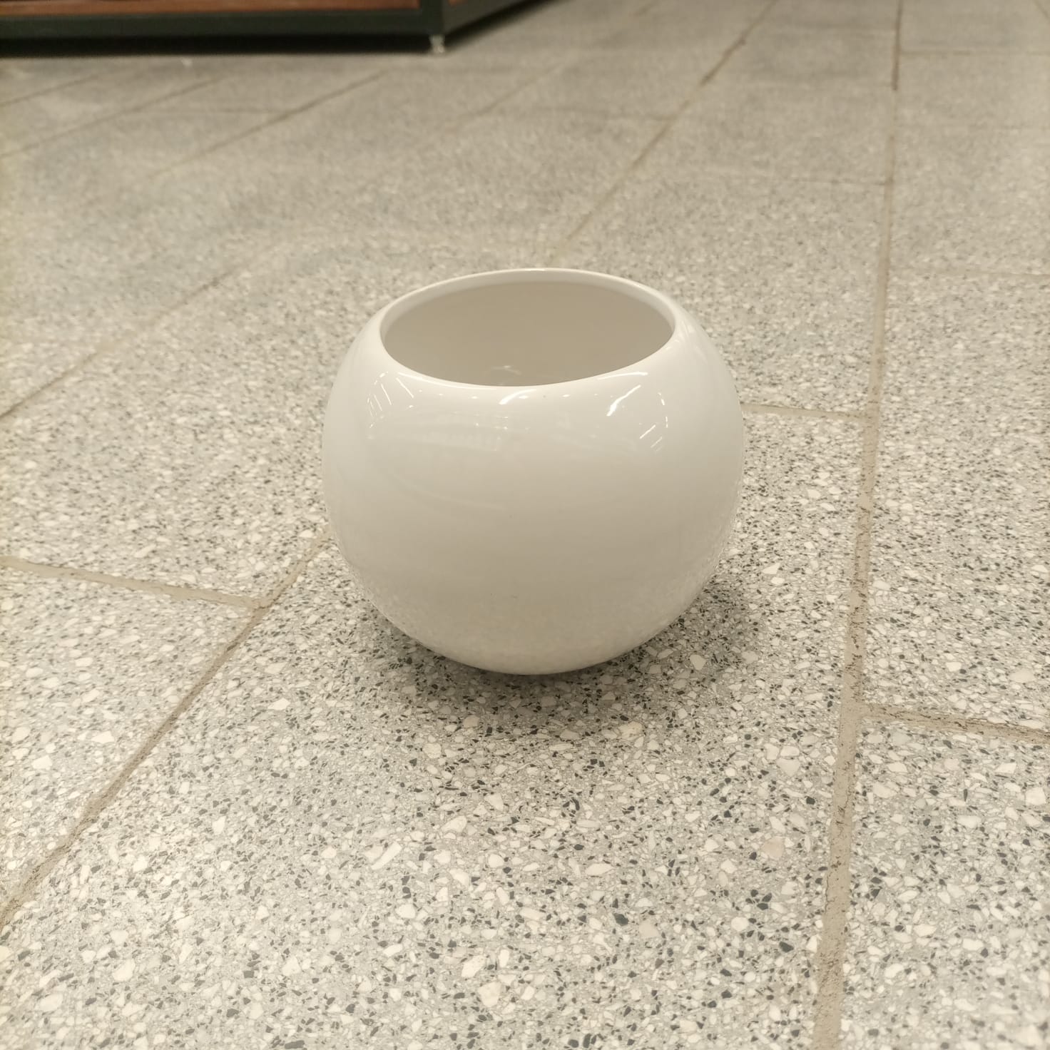 Ceramic Pot YZ201, 13 x 13 x 11.7 cm Chaozhou - Acacia Garden Center