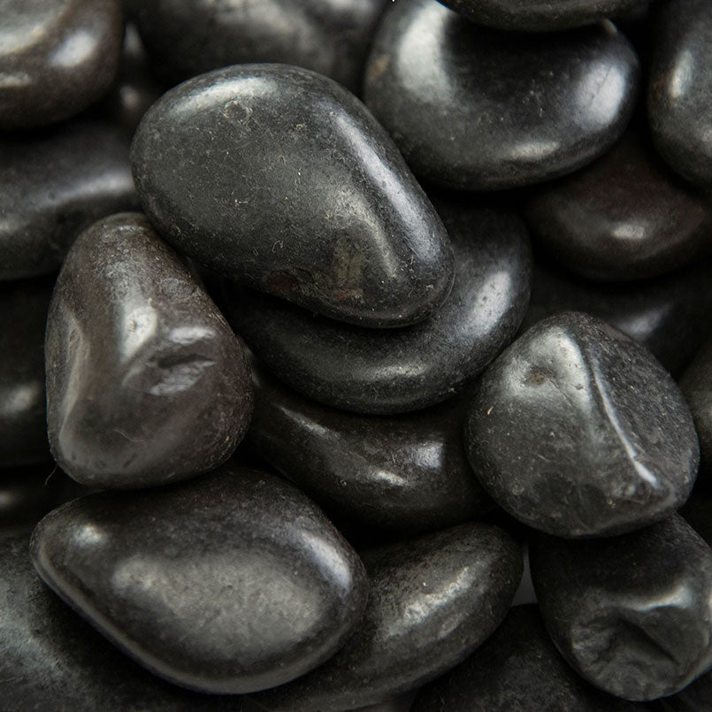 Common Polished Black Pebbles, 20Kg Bag - Acacia Garden Center