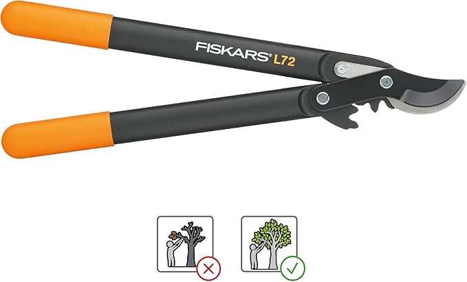 Fiskars Power Gear Bypass Loper M - (112200) - Acacia Garden Center