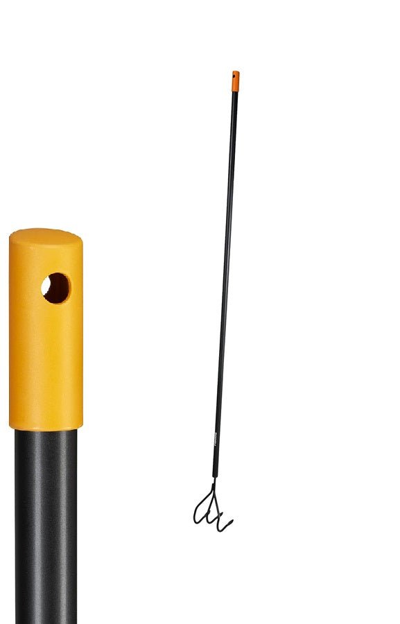 Fiskars Solid Cultivator - (1016034) - Acacia Garden Center