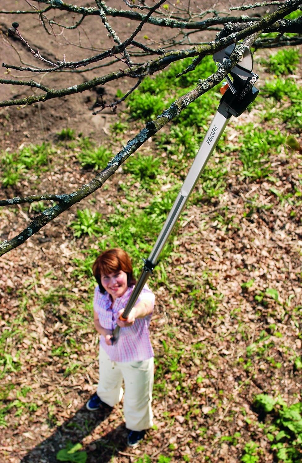 Fiskars Universal Telescope Garden Cutter - (115560) - Acacia Garden Center