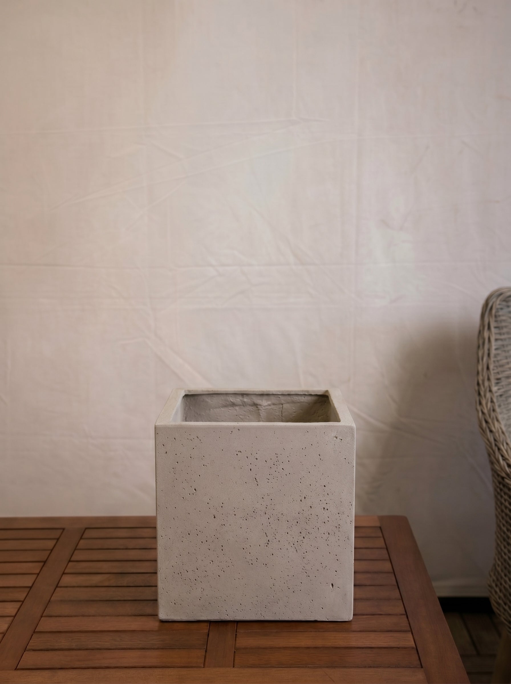 Grigio Cube Planter | Square Pot - Acacia Garden Center