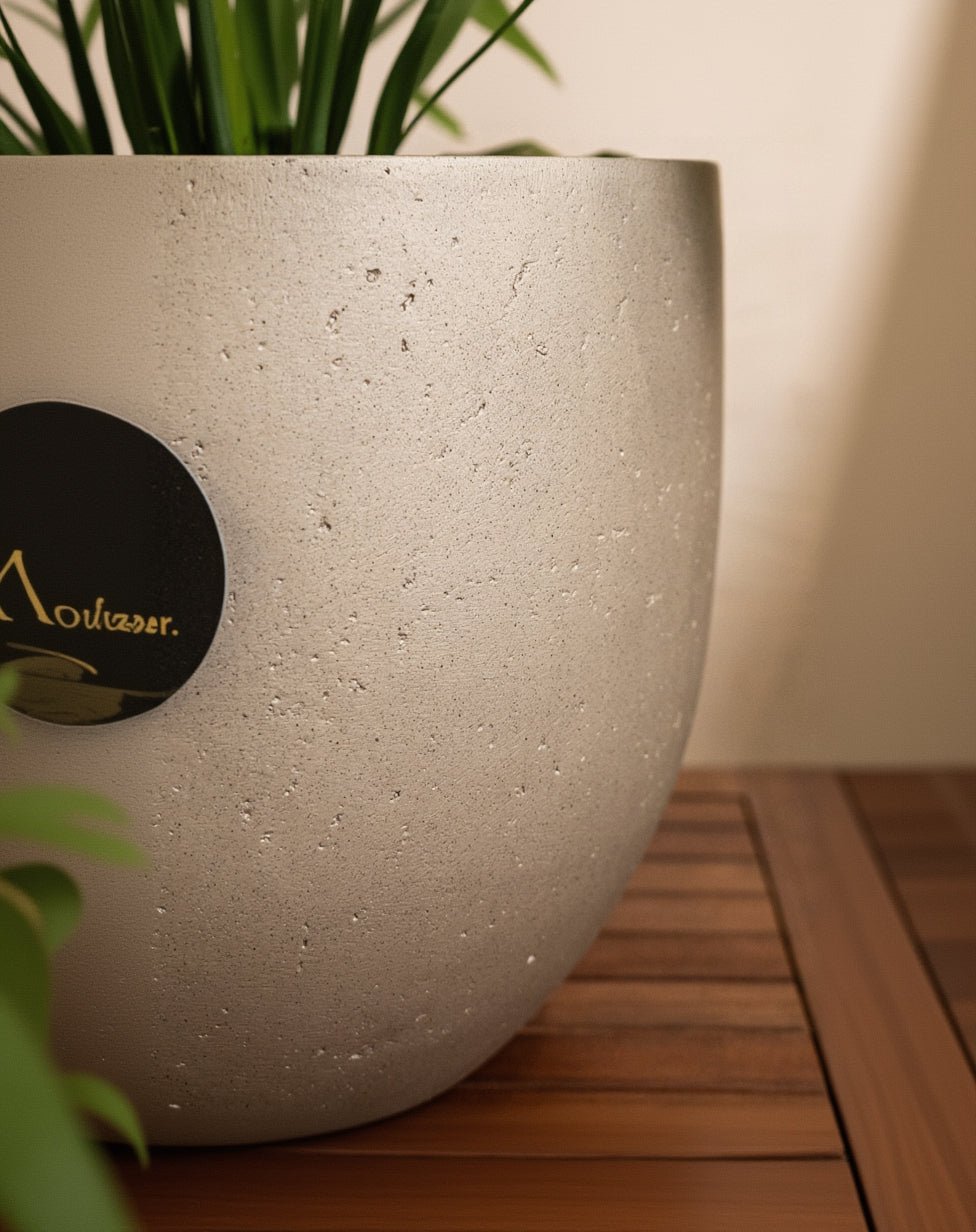 Grigio Metallic New Egg Pot | Champagne Planter, Dia. 36–55 cm - Acacia Garden Center