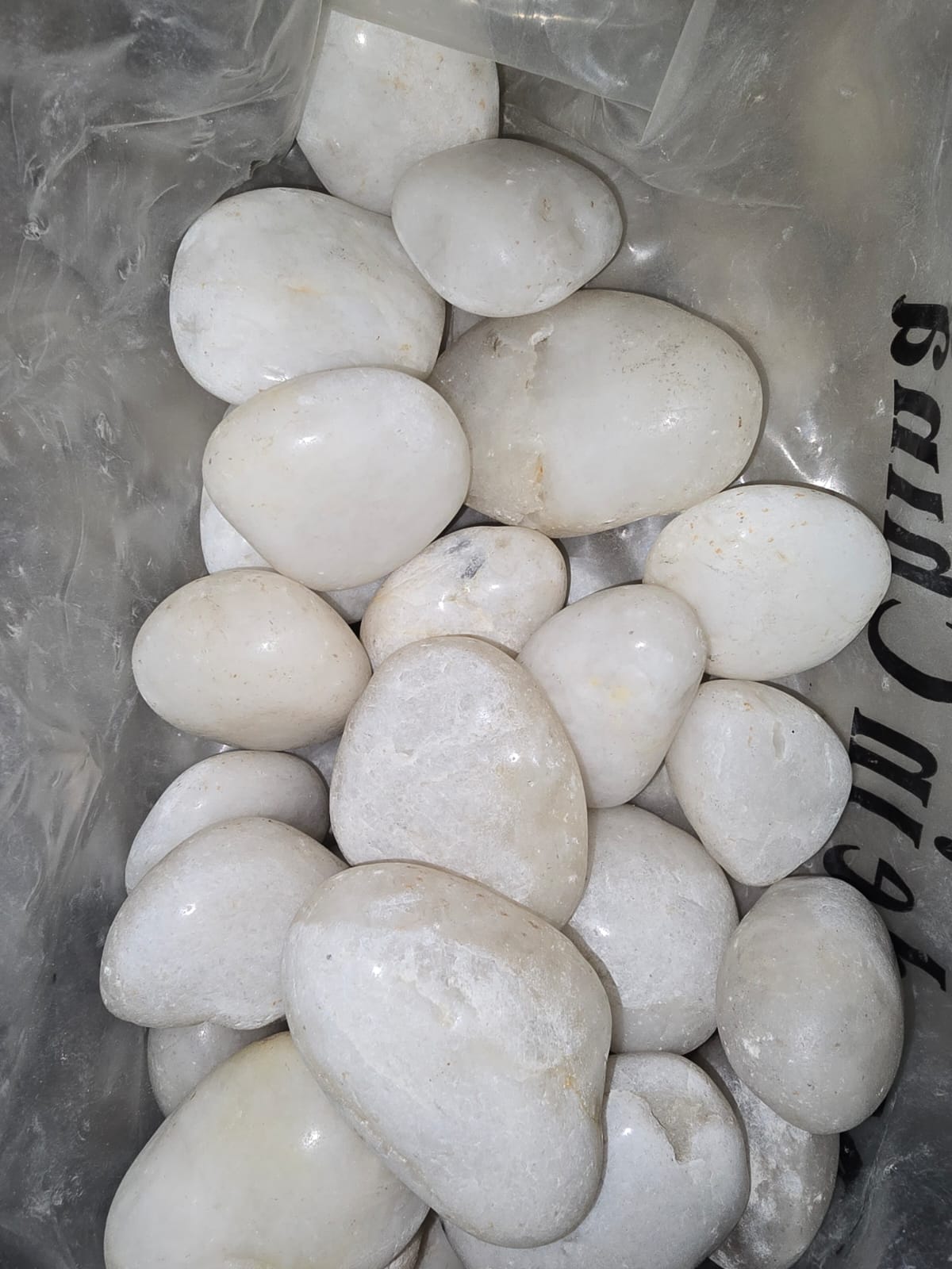 Polished White Stone - 3 - 5cm (20 Kg Bag) - Acacia Garden Center