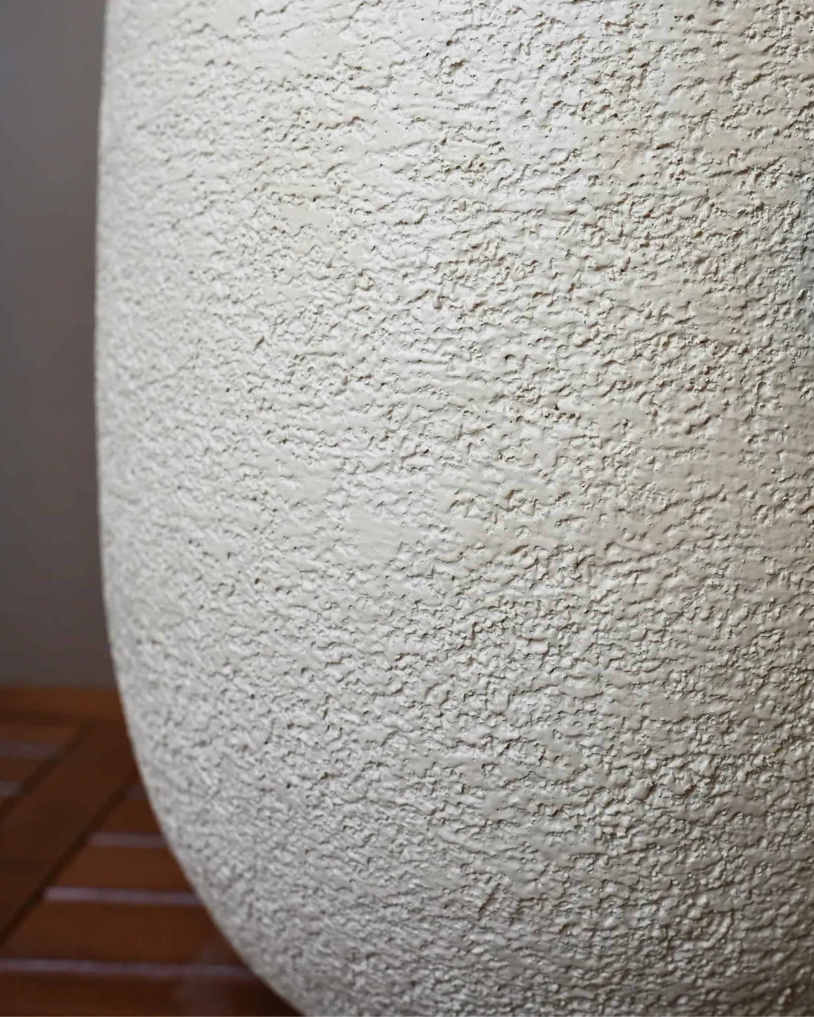Struttura Tall Egg Pot | Elongated Egg Shape, 30–88 cm - Acacia Garden Center