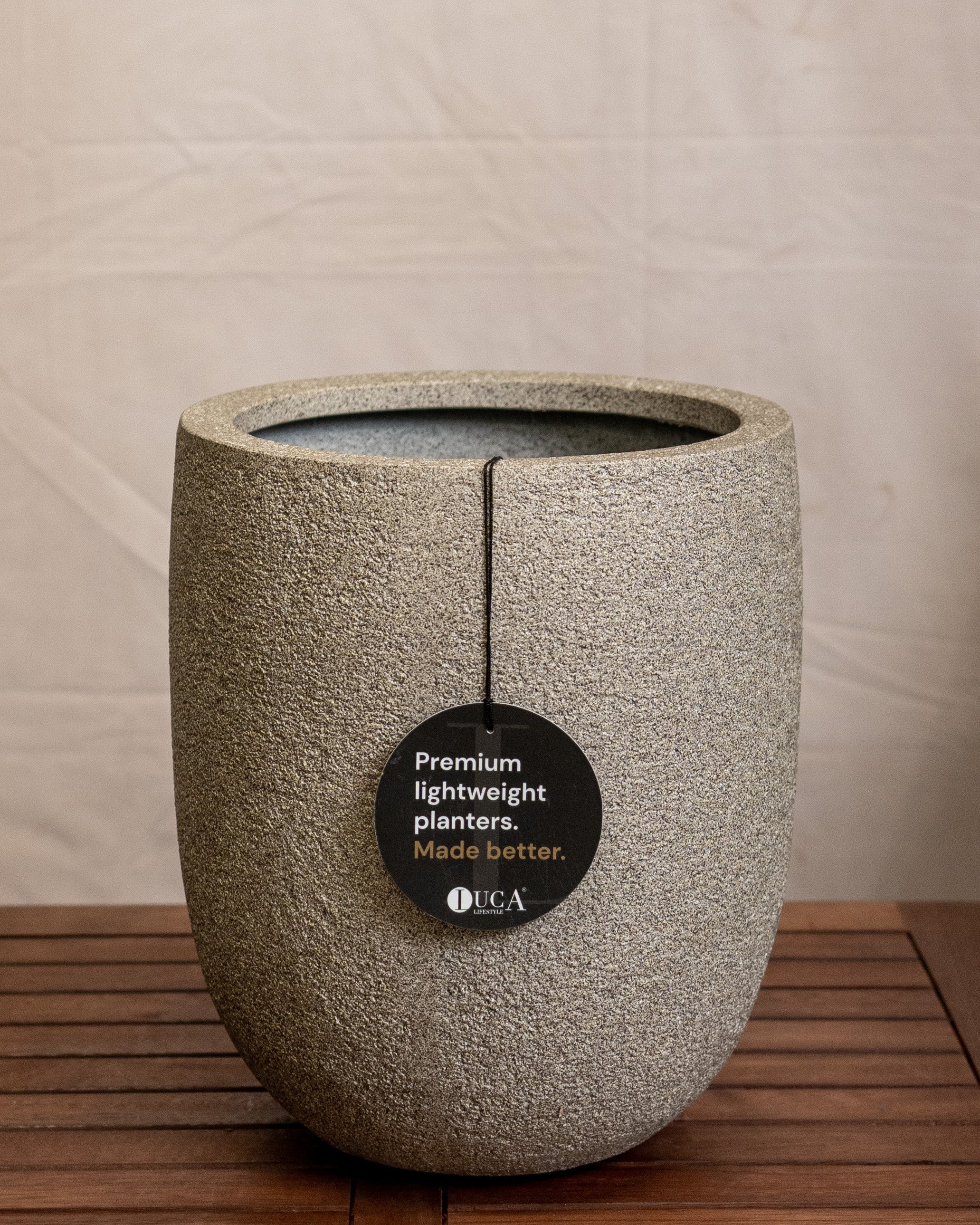 Struttura Tall Egg Pot | Elongated Egg Shape, 30–88 cm - Acacia Garden Center