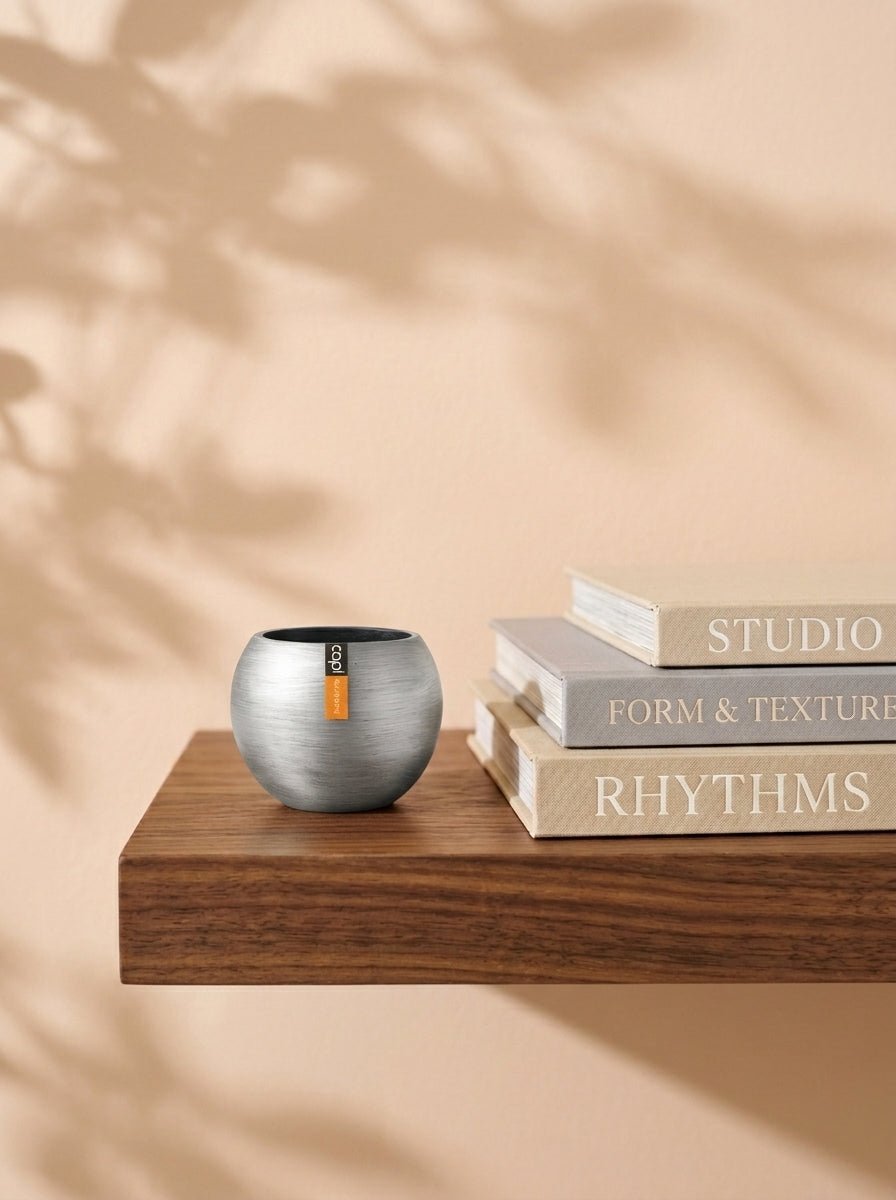 Vase Ball Retro - BRTG/BRTS 109 - Acacia Garden Center