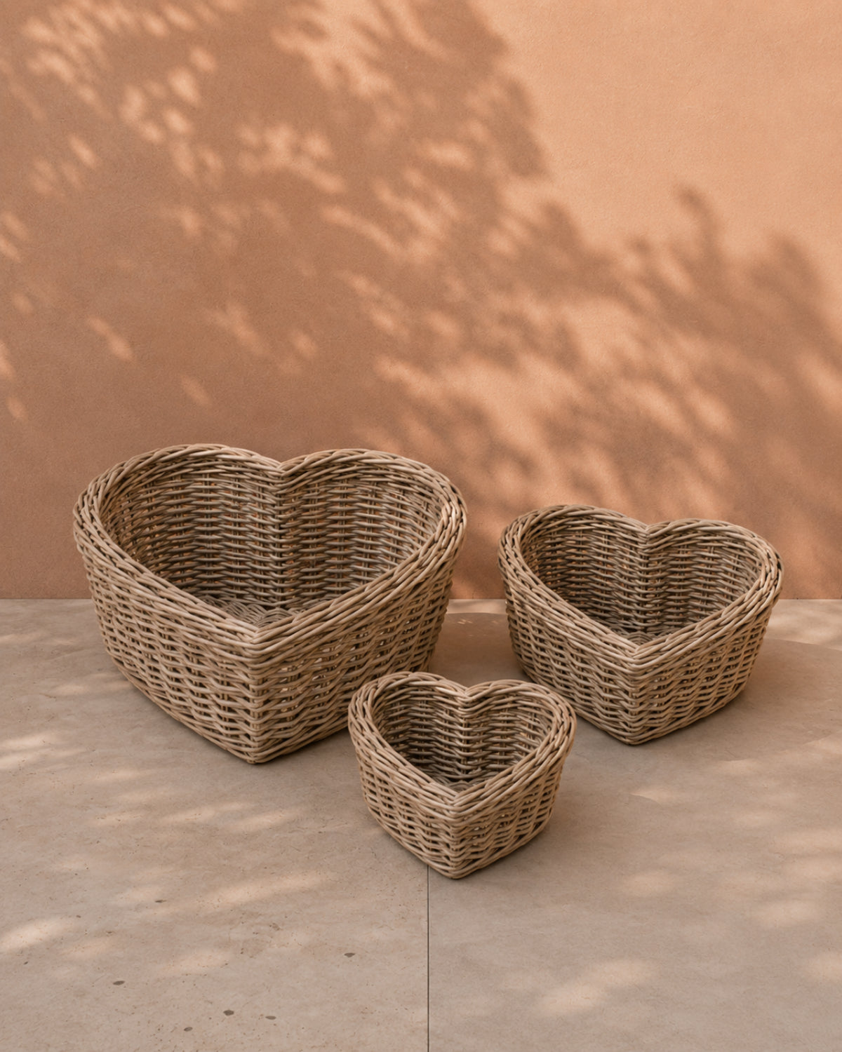 Van der Leeden Basket Heart Rattan 300892A 30x30x12cm, Grey - Acacia Garden Center